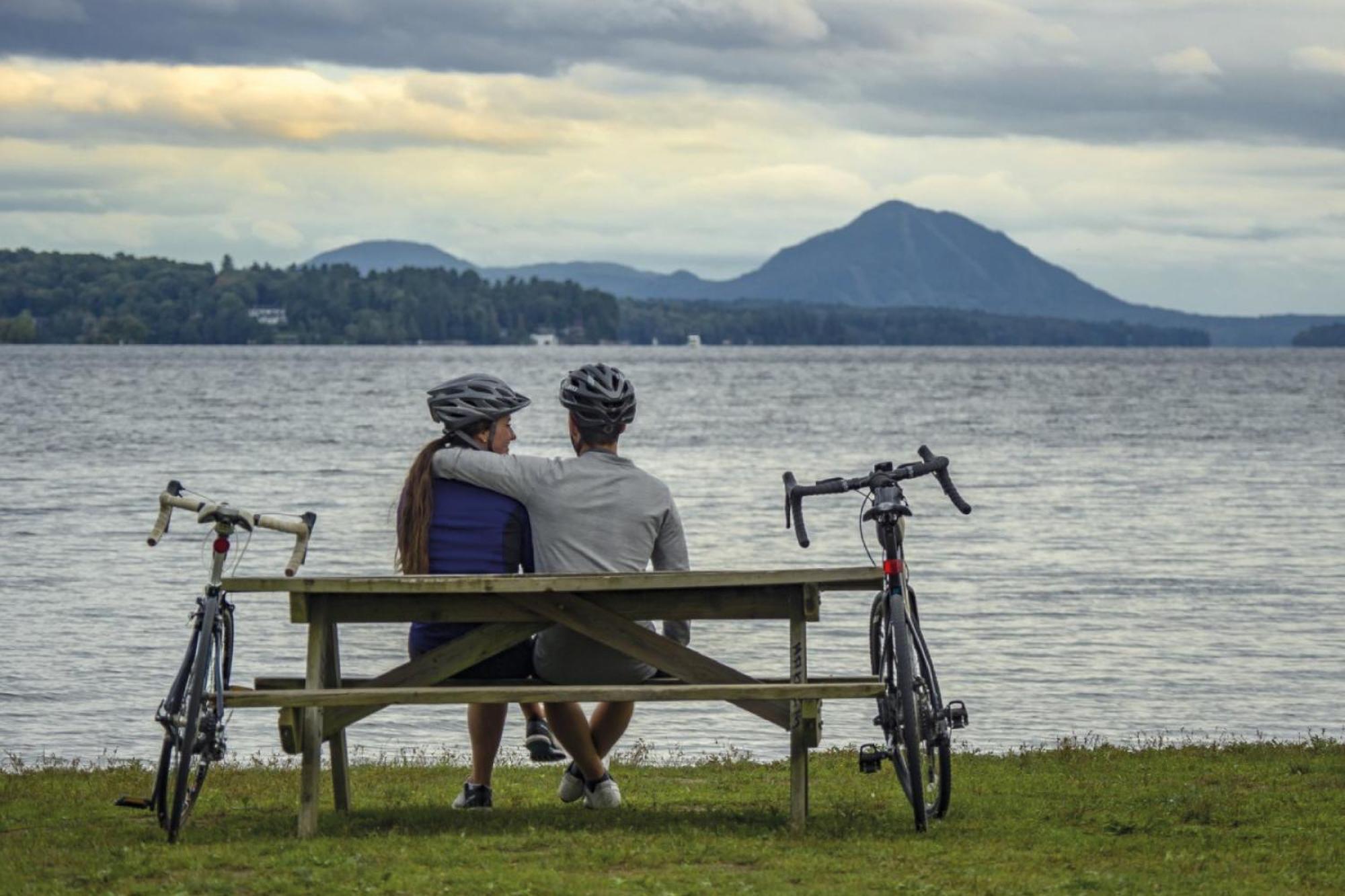 Location Au Sommet Du Lac Magog ภายนอก รูปภาพ