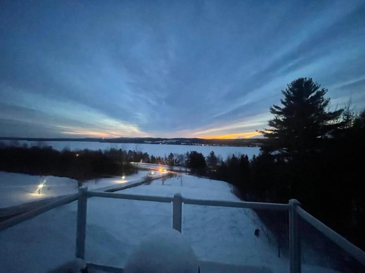 Location Au Sommet Du Lac Magog ภายนอก รูปภาพ