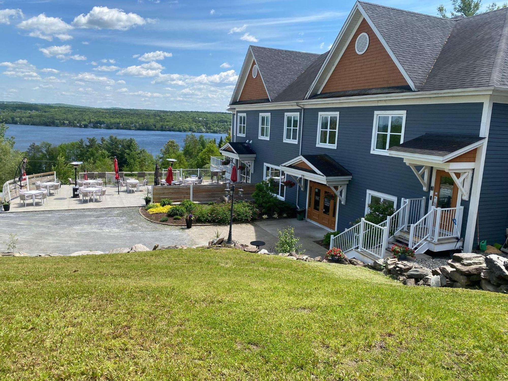 Location Au Sommet Du Lac Magog ภายนอก รูปภาพ