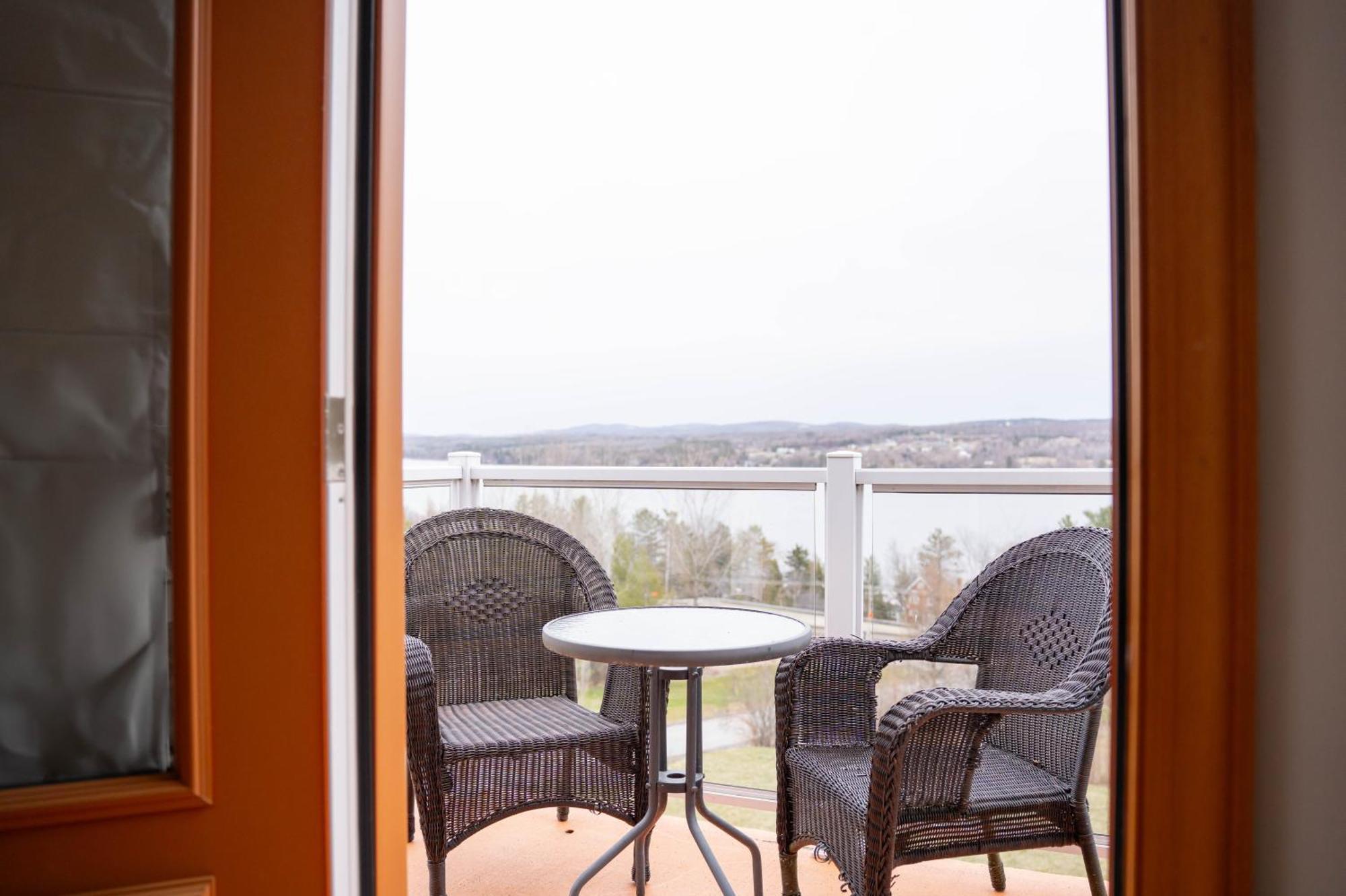 Location Au Sommet Du Lac Magog ภายนอก รูปภาพ